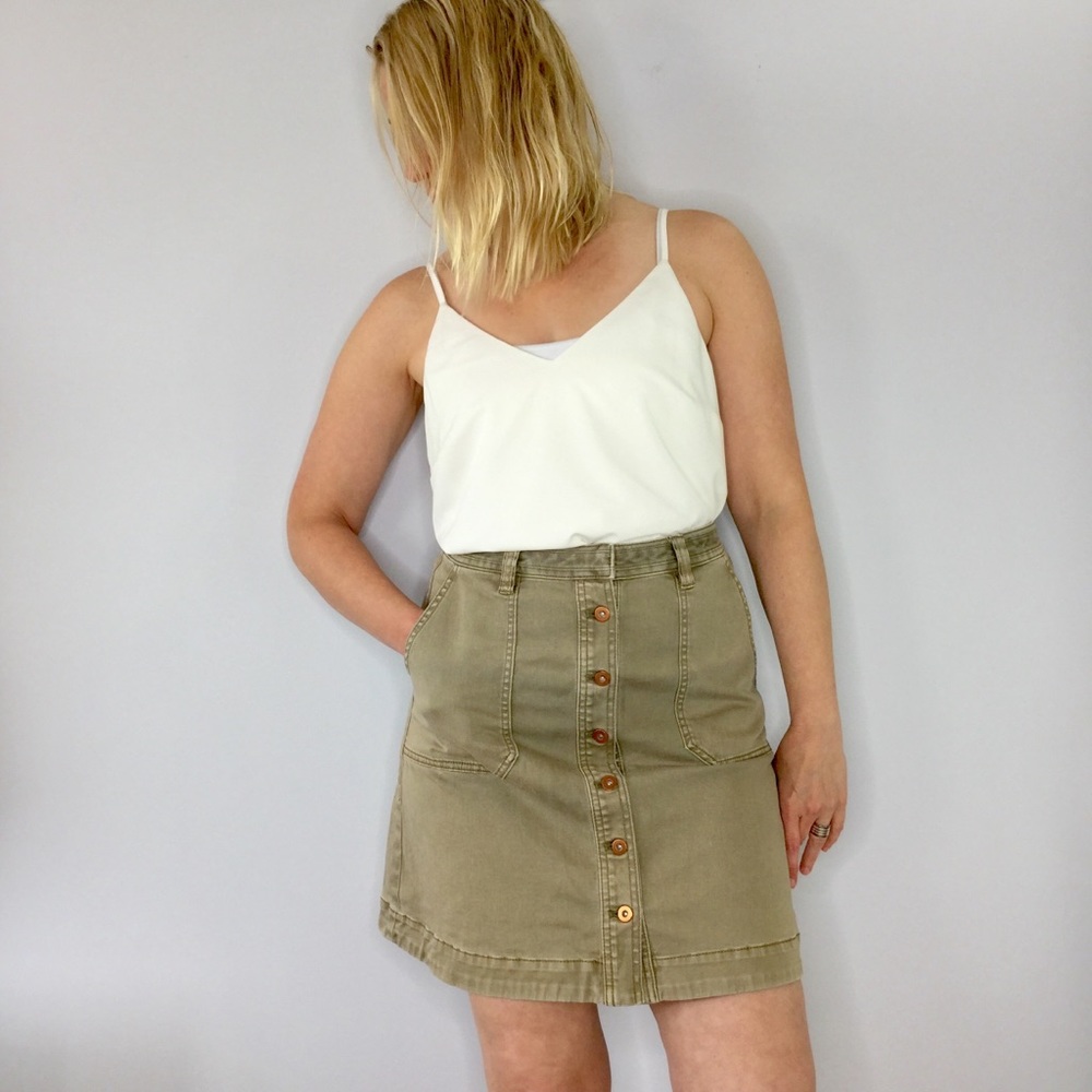 Pilcro and the Letterpress Anthropologie skirt - Picture 2 of 8